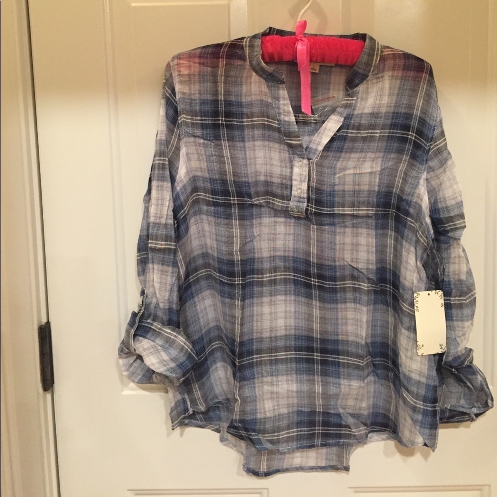 Beautiful Blue and white plaid shirt
